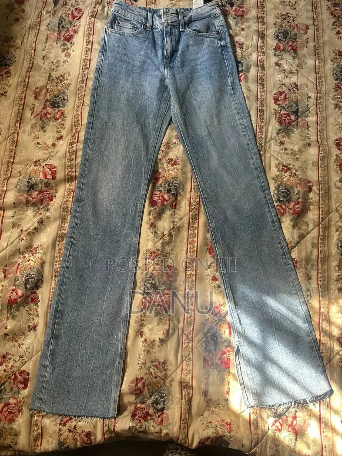 Mid Waist Jeans