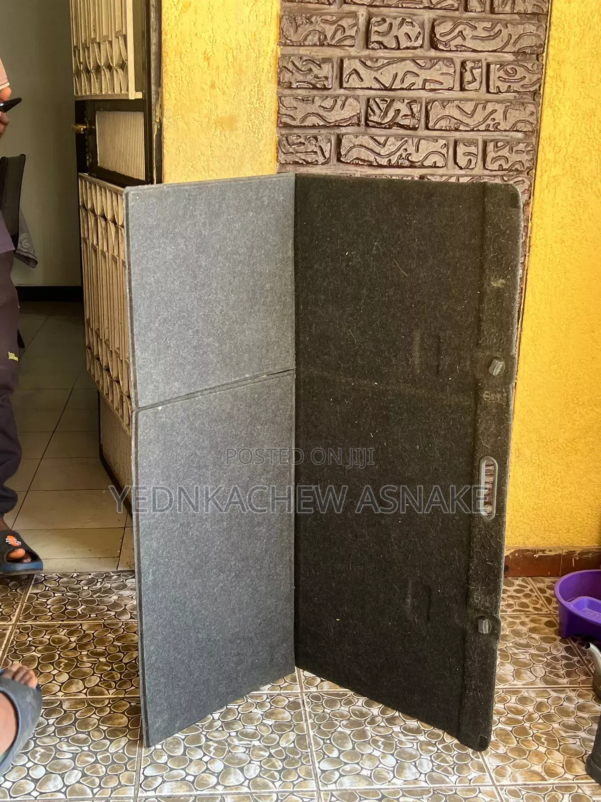 Toyota Yaris 2007,Boot Carpet ,False Floor Or Cargo Cover.