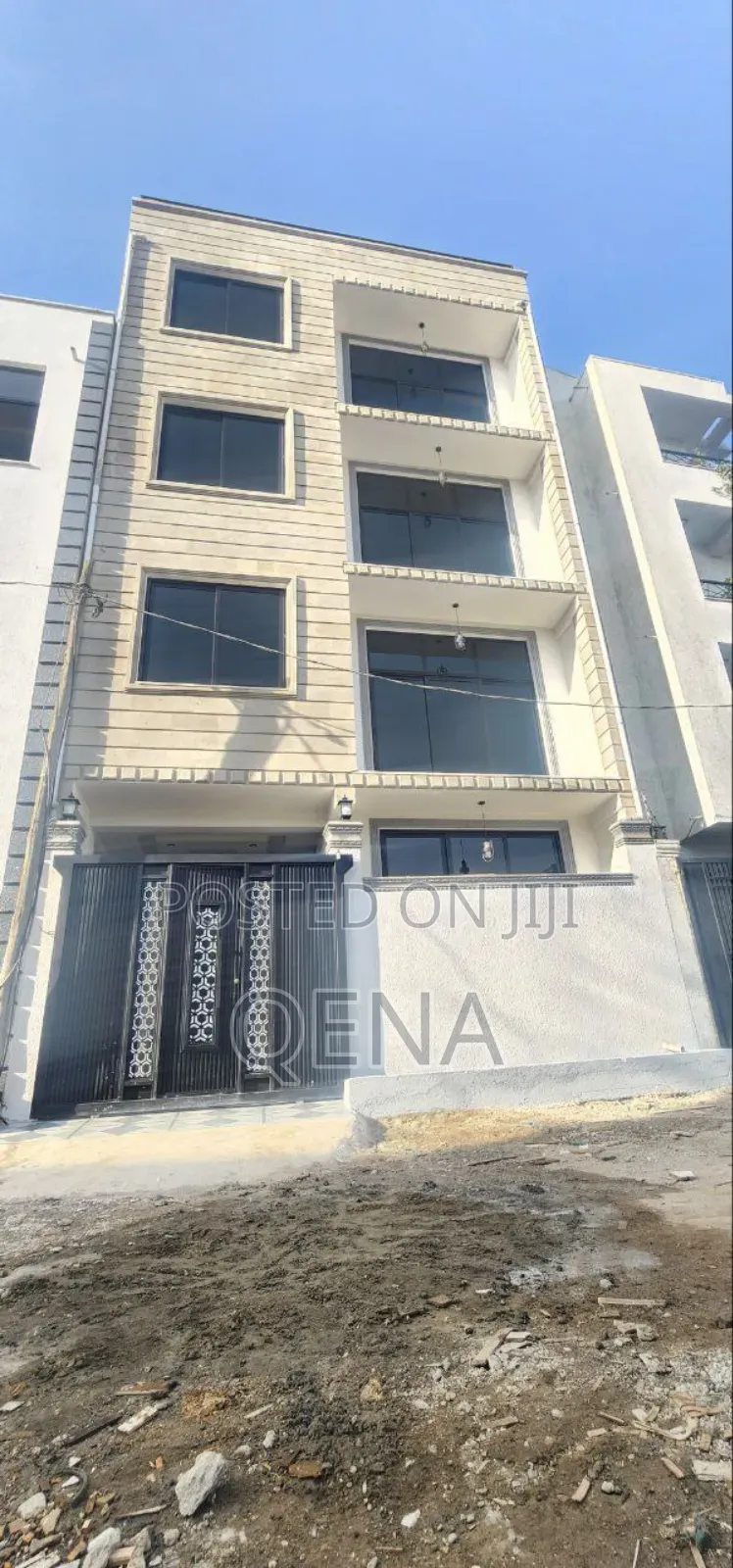 Furnished 7bdrm Maisonette in Akaky Kaliti for sale