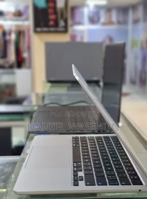 New Laptop HP Stream Notebook 8GB SSHD (Hybrid) 256GB