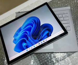 New Laptop Microsoft Surface 16GB Intel Core I7 SSD 256GB