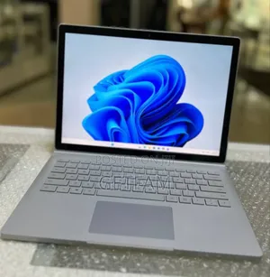 New Laptop Microsoft Surface 16GB Intel Core I7 SSD 256GB