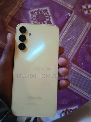 New Samsung Galaxy A15 5G 128 GB Yellow