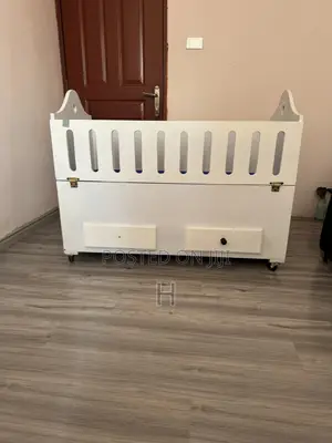 Strong, Safe, and Comfortable Baby Crib With Mattress for Sale