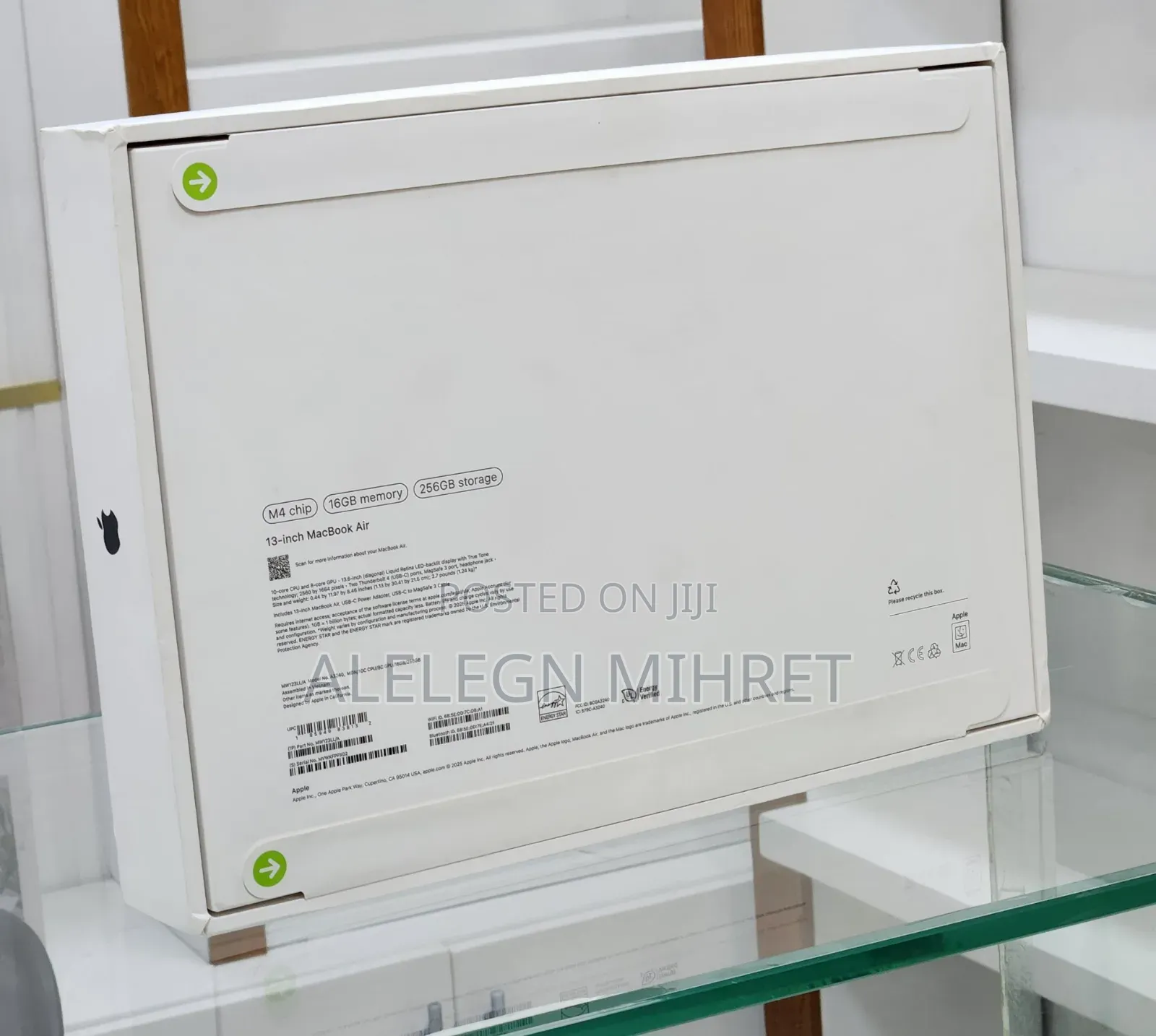 New Laptop Apple MacBook Air 16GB Apple M4 SSD 256GB