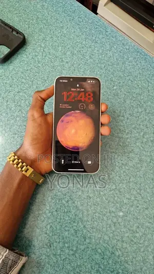 Apple iPhone 13 128 GB White