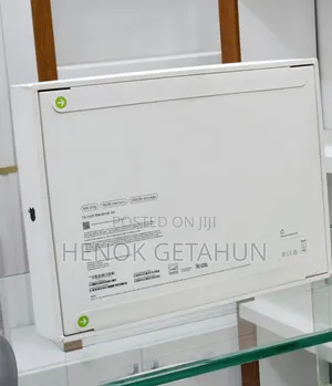 New Laptop Apple MacBook Pro 2024 M4 14-Inch 16GB Apple M4 SSD 256GB