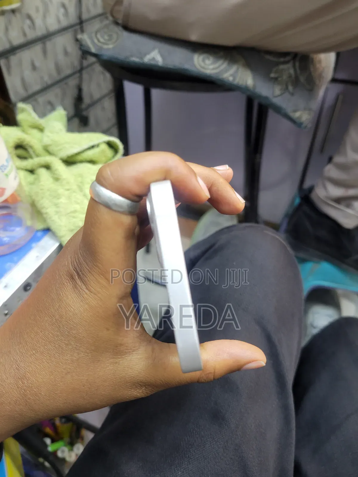 New Apple iPhone 13 128 GB White