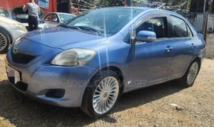Toyota Yaris 2010 Blue
