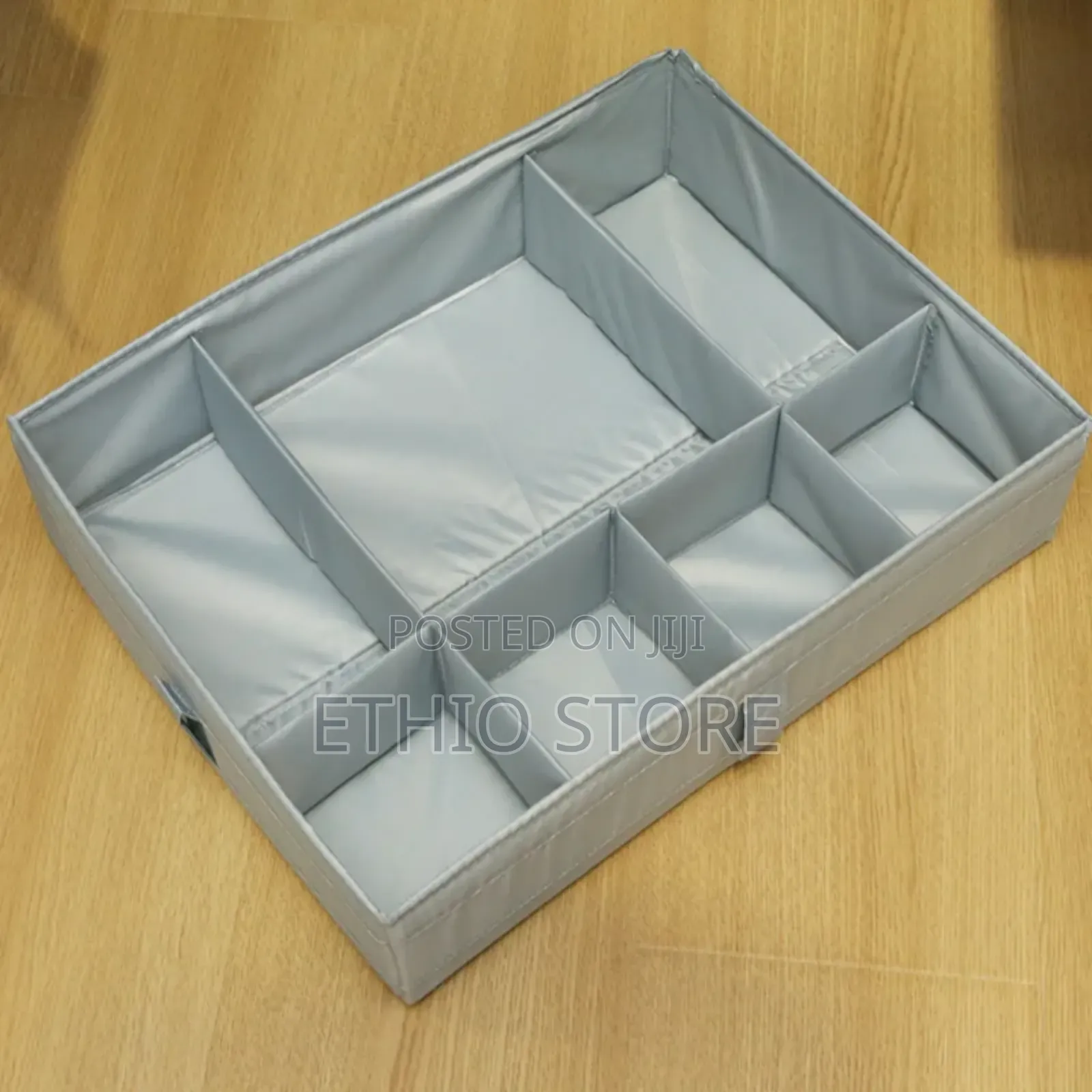 Box With Compartments