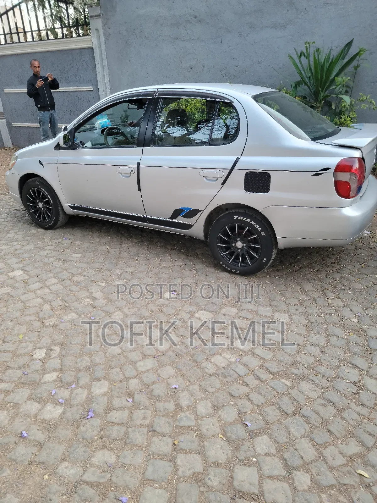 Toyota Platz 1.0 FWD 2001 Silver