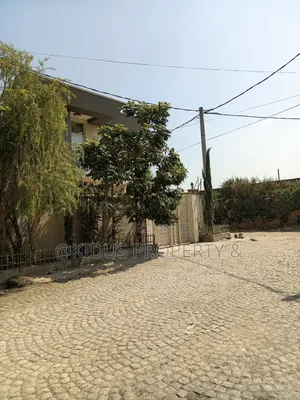 6bdrm House in Nasswe Real State, Nifas Silk-Lafto for sale