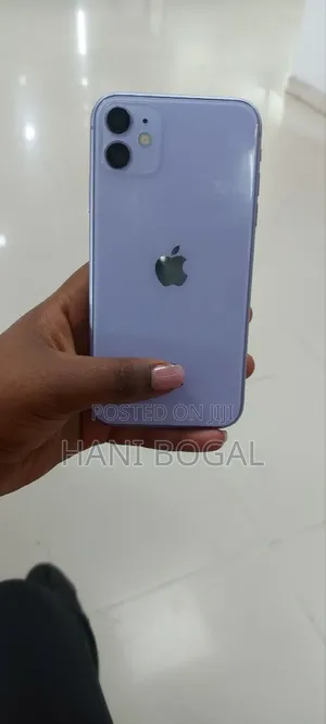 New Apple iPhone 11 64 GB Blue