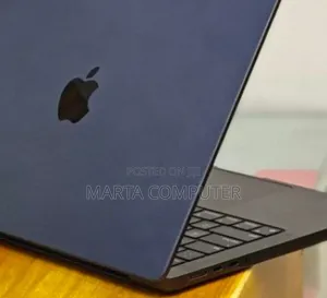 New Laptop Apple MacBook Pro 2023 M3 14-Inch 18GB Apple M3 SSD 512GB