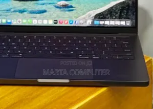 New Laptop Apple MacBook Pro 2023 M3 14-Inch 18GB Apple M3 SSD 512GB