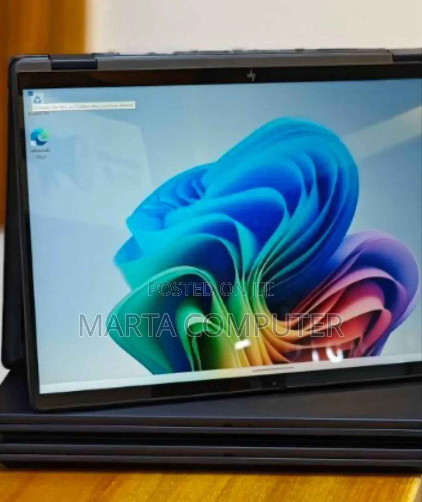 New Laptop HP OmniBook X Flip 14" 16GB Intel Core Ultra 7 SSD 1T