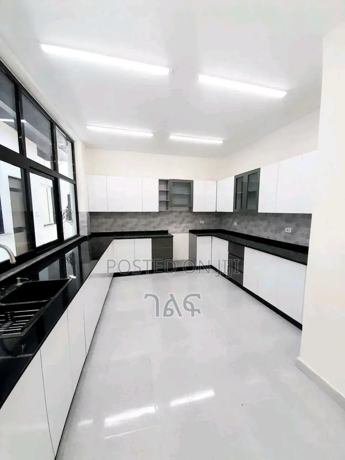 3bdrm Villa in #እጂግ_በጣም ቅንጡ ቪላ, Bole for sale