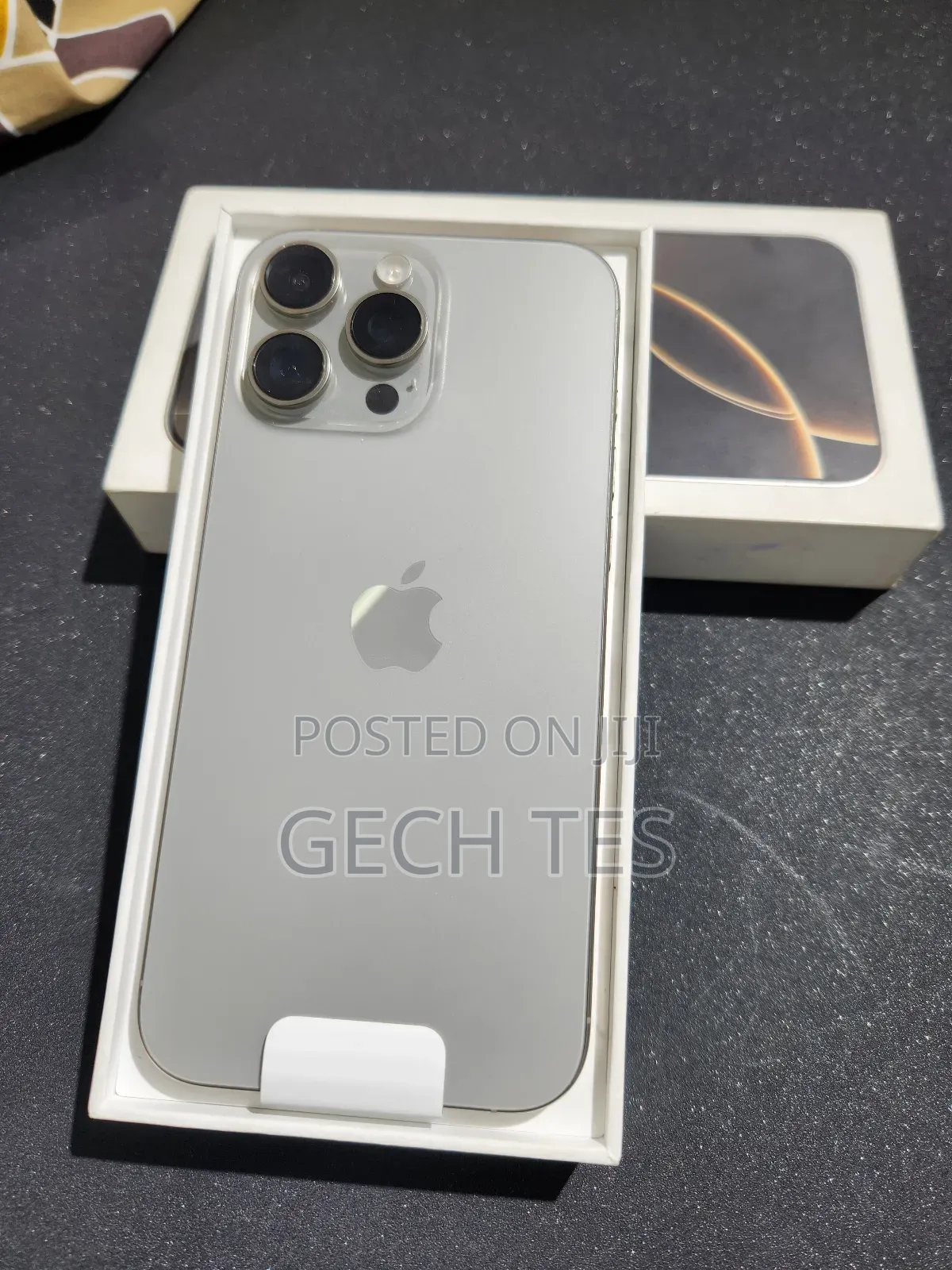 New Apple iPhone 16 Pro Max 256 GB Silver
