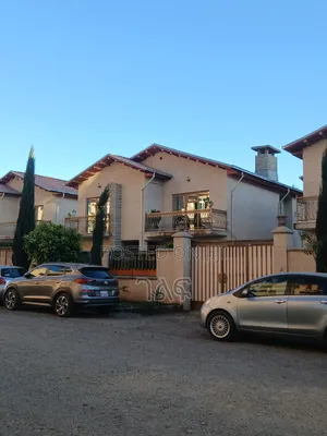 3bdrm House in 270 ካሬ G+1 አያት አካባቢ , Bole for sale