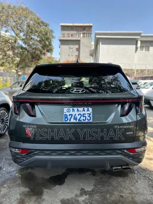Hyundai Tucson Limited 2021 Gray