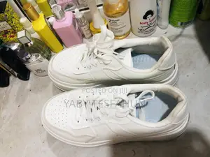 White Mens Shoes Slightly Used
