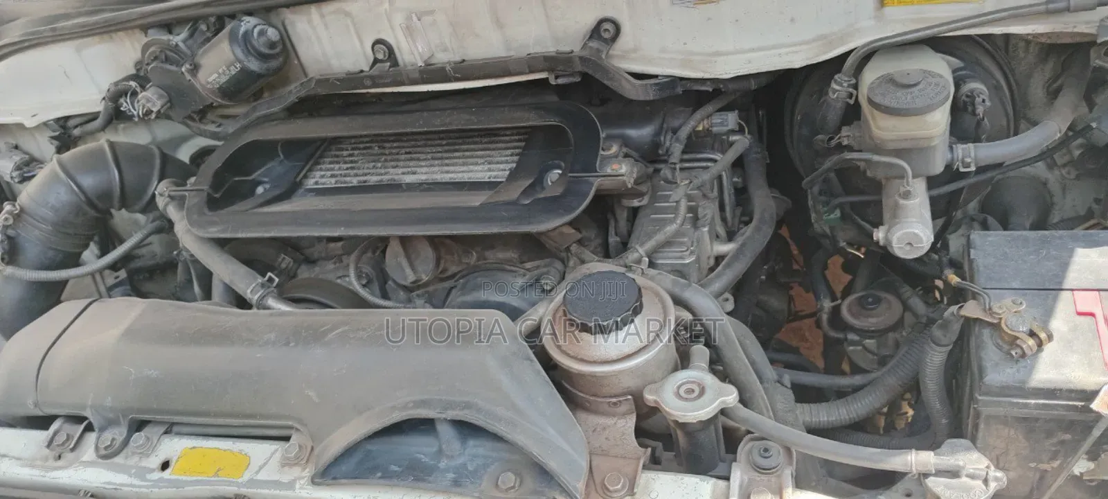 Toyota HiAce 2007 White