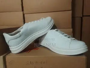 Sneackers for Men and Women