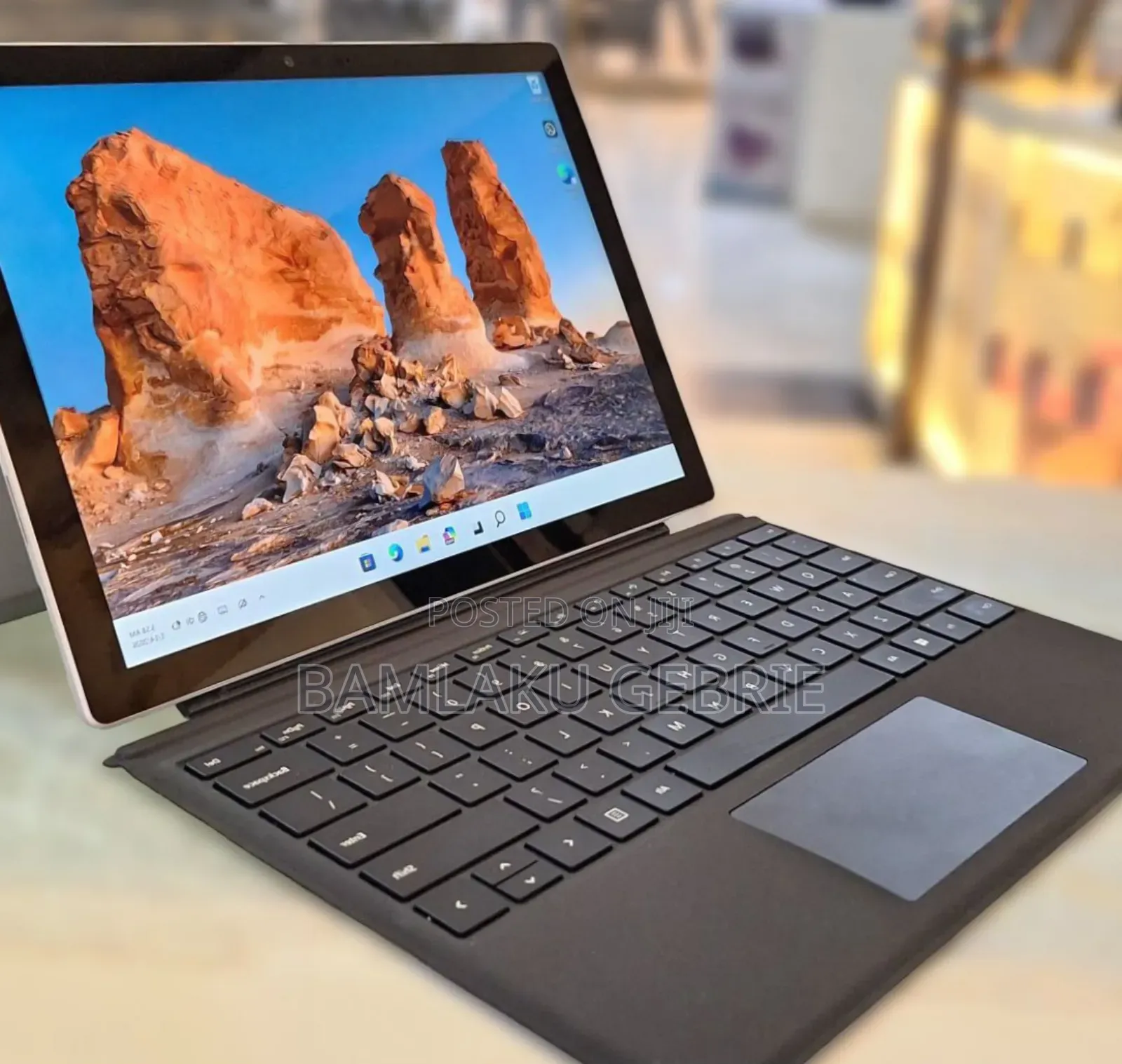 New Laptop Microsoft Surface Pro 7 16GB Intel Core I7 SSD 256GB