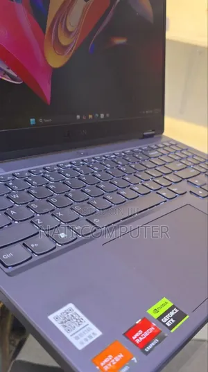 New Laptop Lenovo 16GB AMD Ryzen 7 SSD 1T