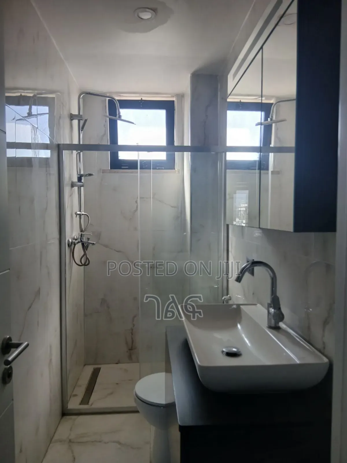 3bdrm Apartment in ቦሌ ደንበል አደባባይ በቱርኩ, Bole for sale