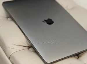 New Laptop Apple MacBook Pro 2019 16GB Intel Core I7 SSD 1T