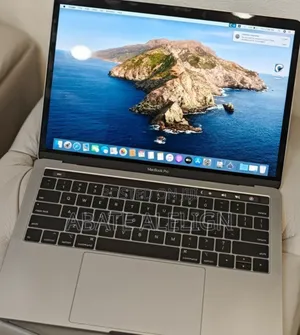 New Laptop Apple MacBook Pro 2019 16GB Intel Core I7 SSD 1T