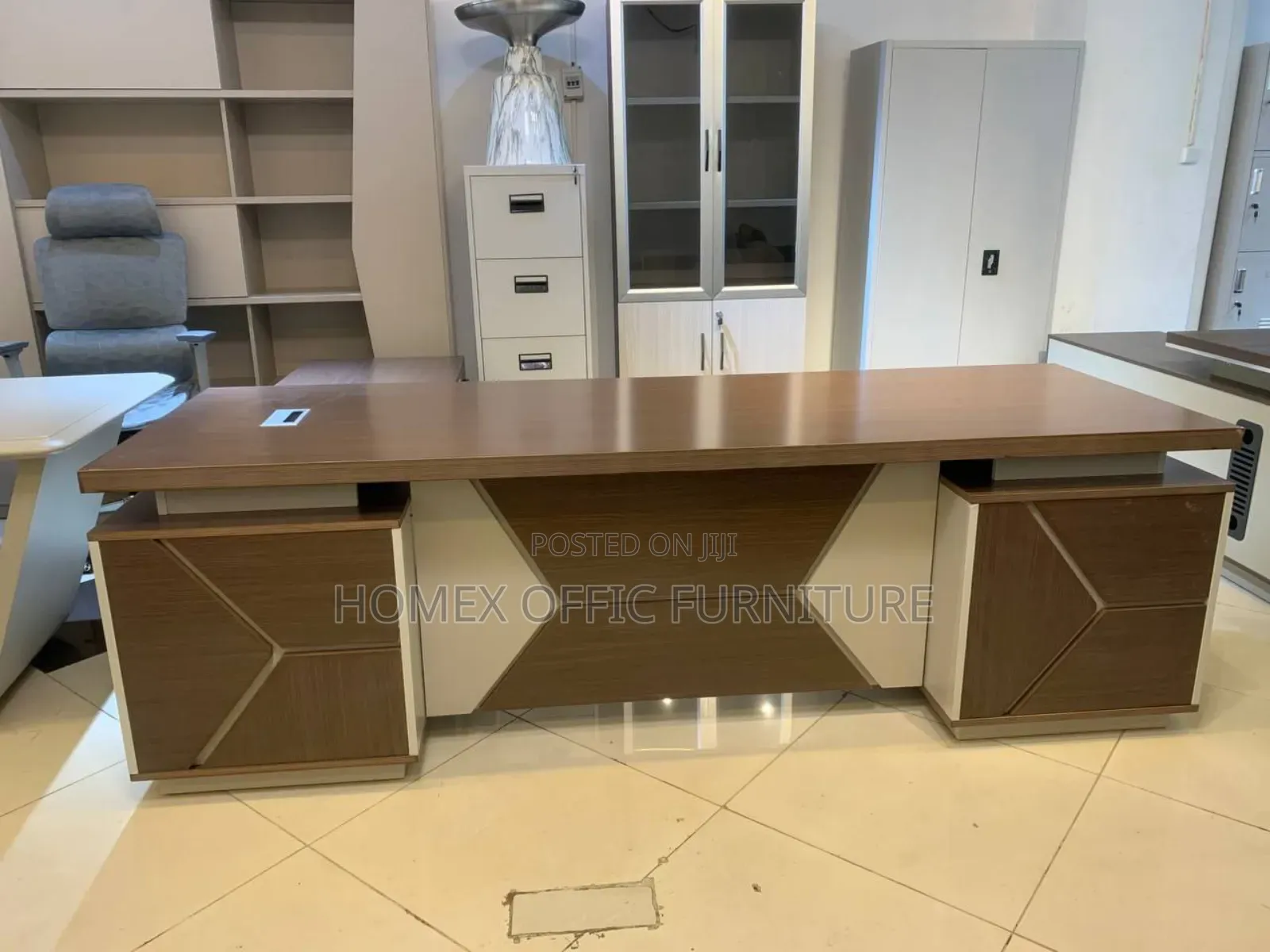 Conference ( Meeting )Table