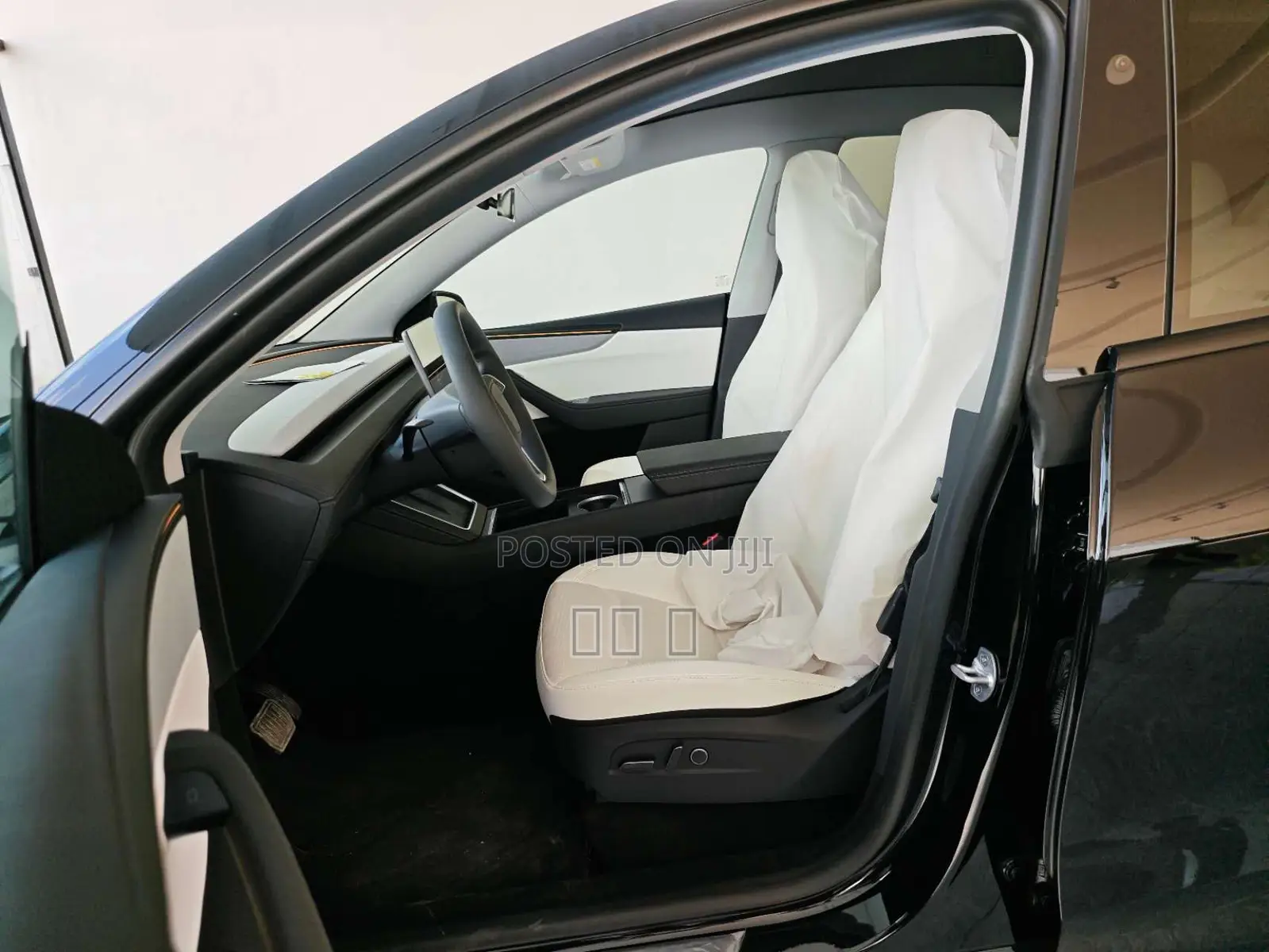 New Tesla Model Y Long Range RWD 2025 Black