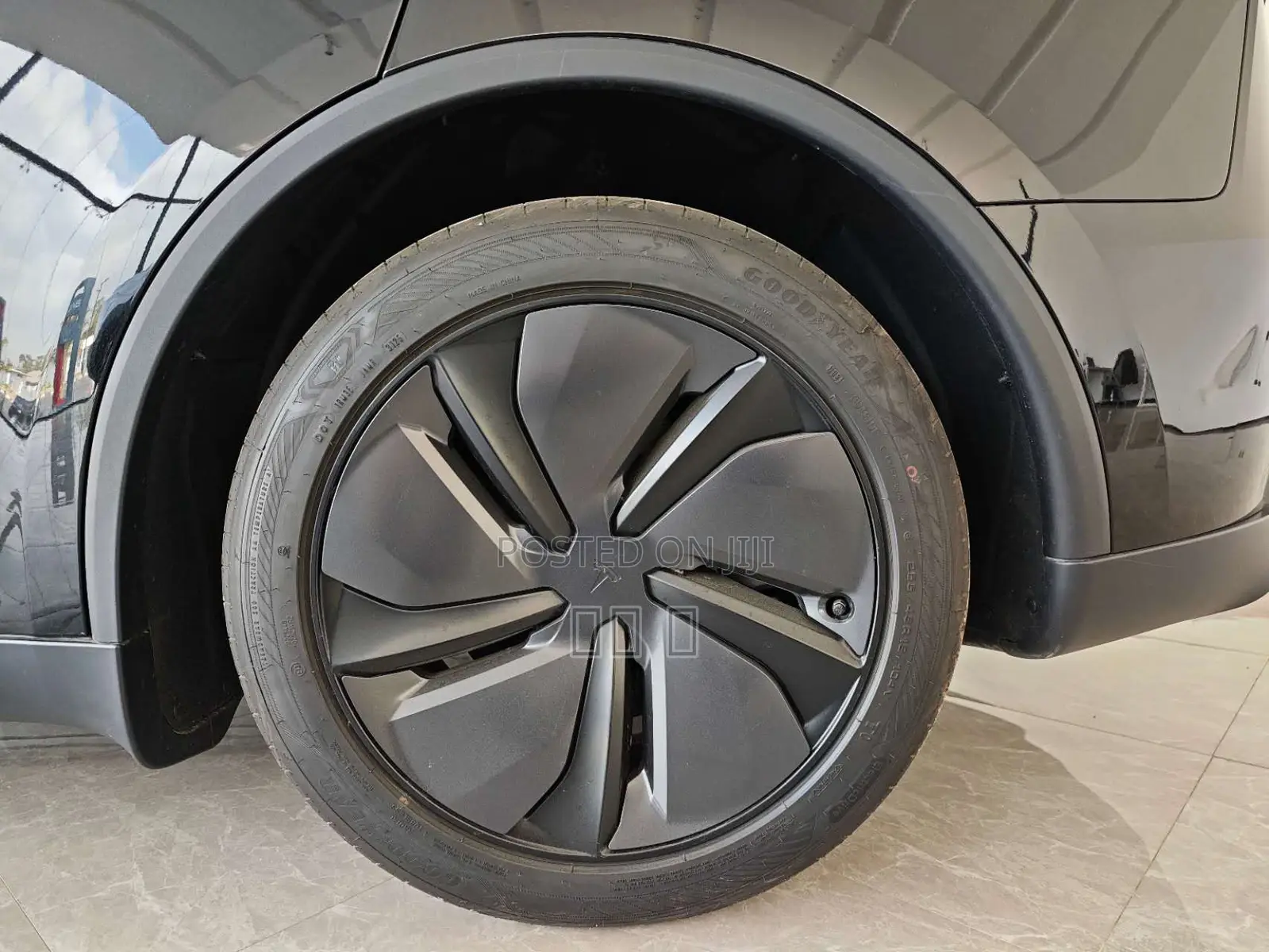 New Tesla Model Y Long Range RWD 2025 Black