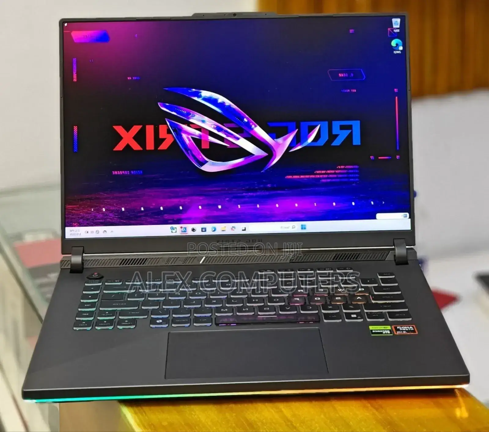 New Laptop Asus ROG Strix G16 G614 16GB AMD Ryzen 9 SSD 1T