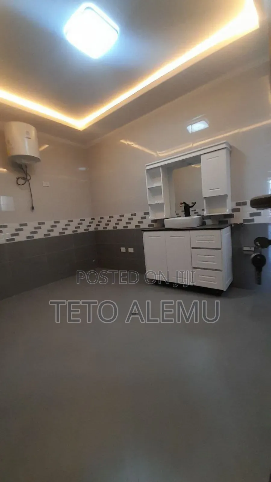 7bdrm House in የሚሸጥ ቅንጡ ቤት አያት, Bole for sale