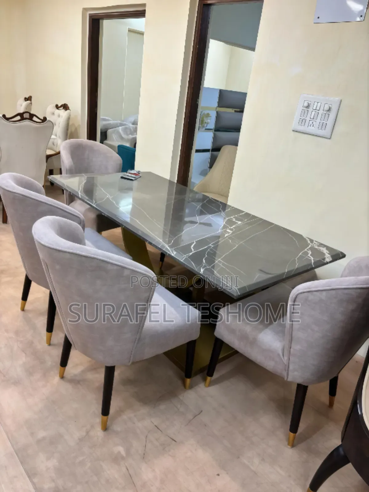 ማራኪ የዳይኒንግ ቴብሎች – Luxury Dining Tables Epoxy-Made