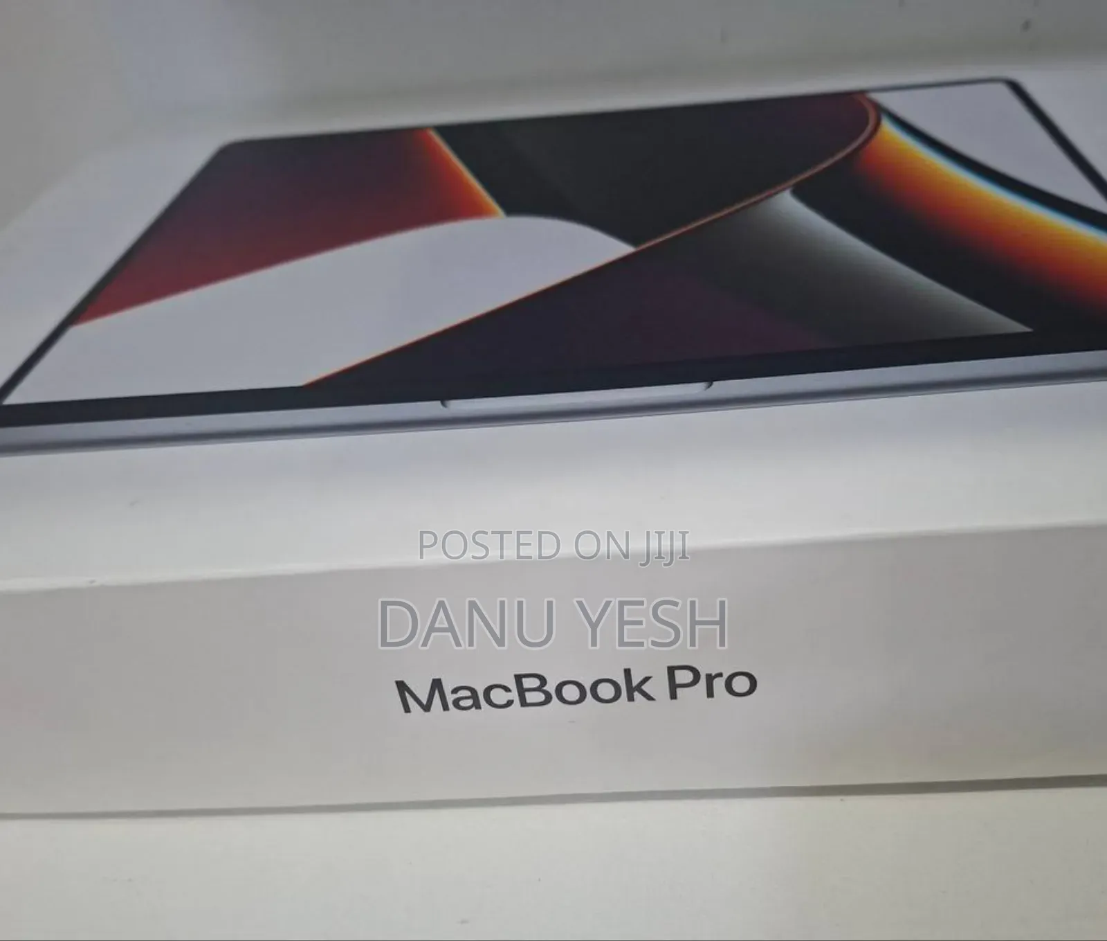 New Laptop Apple MacBook Pro 2021 M1 32GB Apple M1 Max SSD 1T