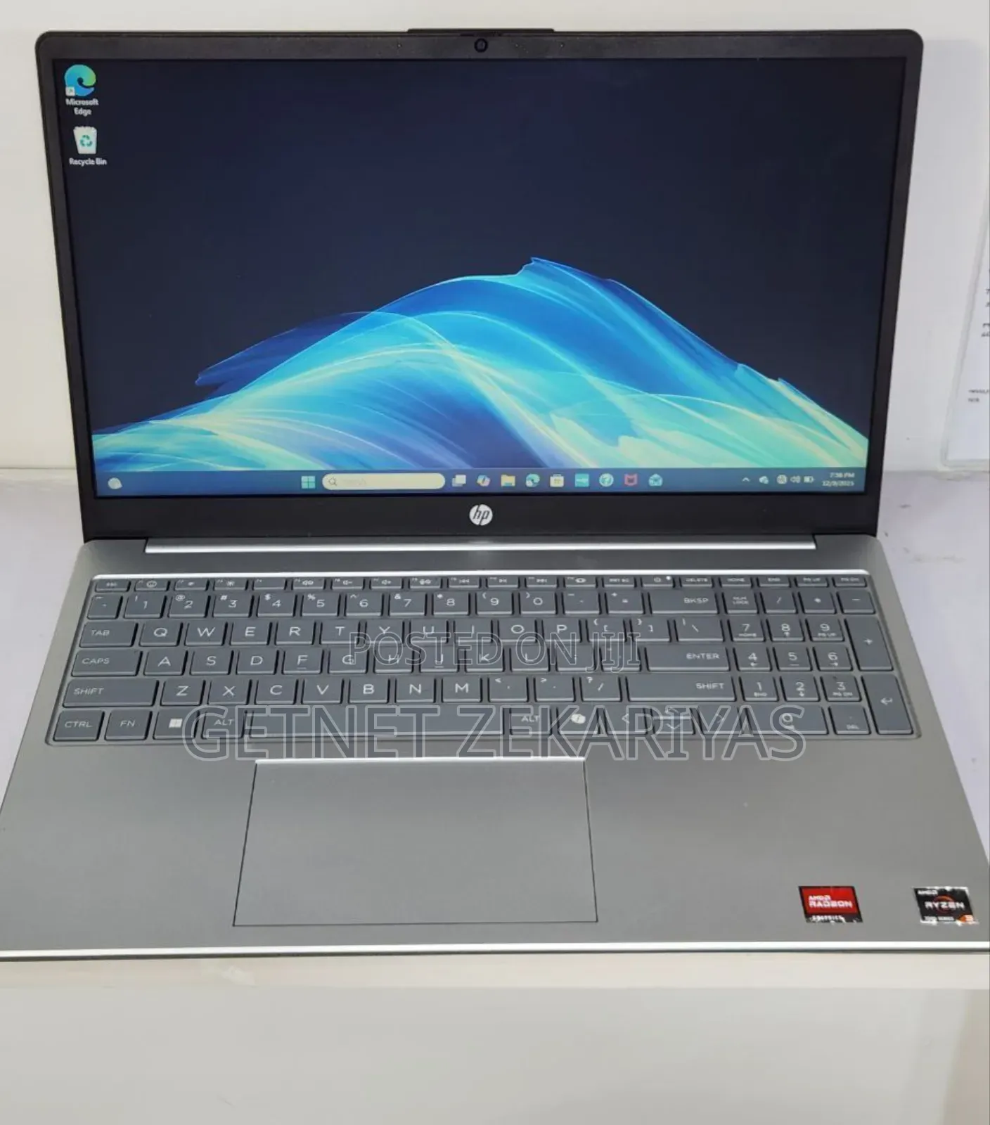 New Laptop HP Stream Notebook 8GB AMD Ryzen 3 SSD 256GB