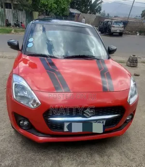Suzuki Swift 2022 Red