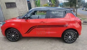 Suzuki Swift 2022 Red