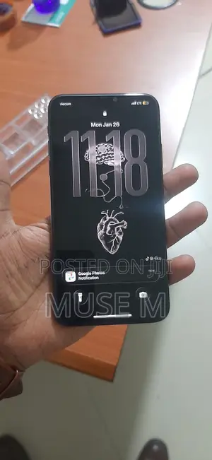 Apple iPhone 11 Pro Max 64 GB Green