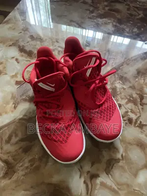 Nike Zoom Hyperspeed Court