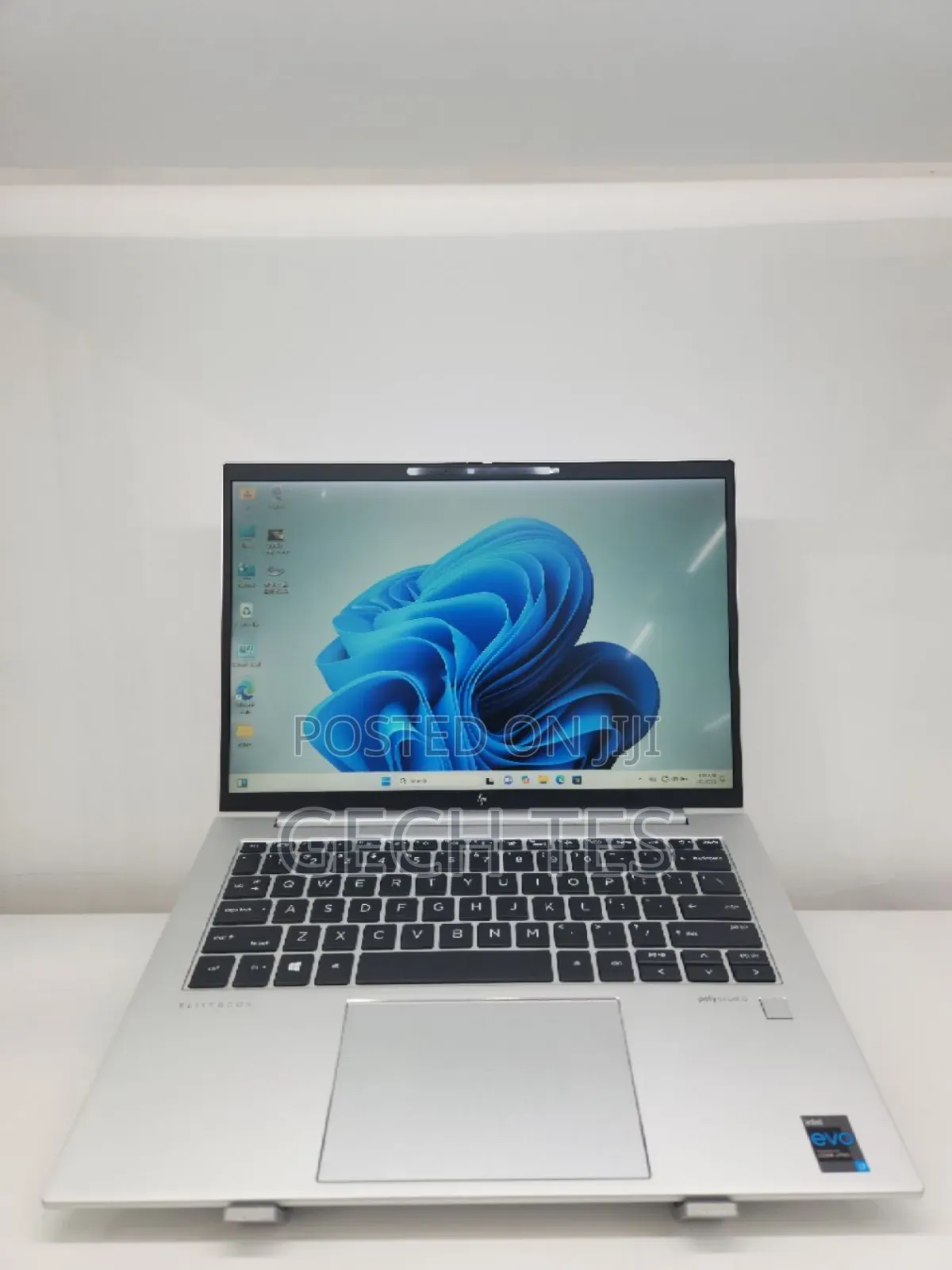 New Laptop HP EliteBook 840 G9 16GB Intel Core I7 SSD 512GB