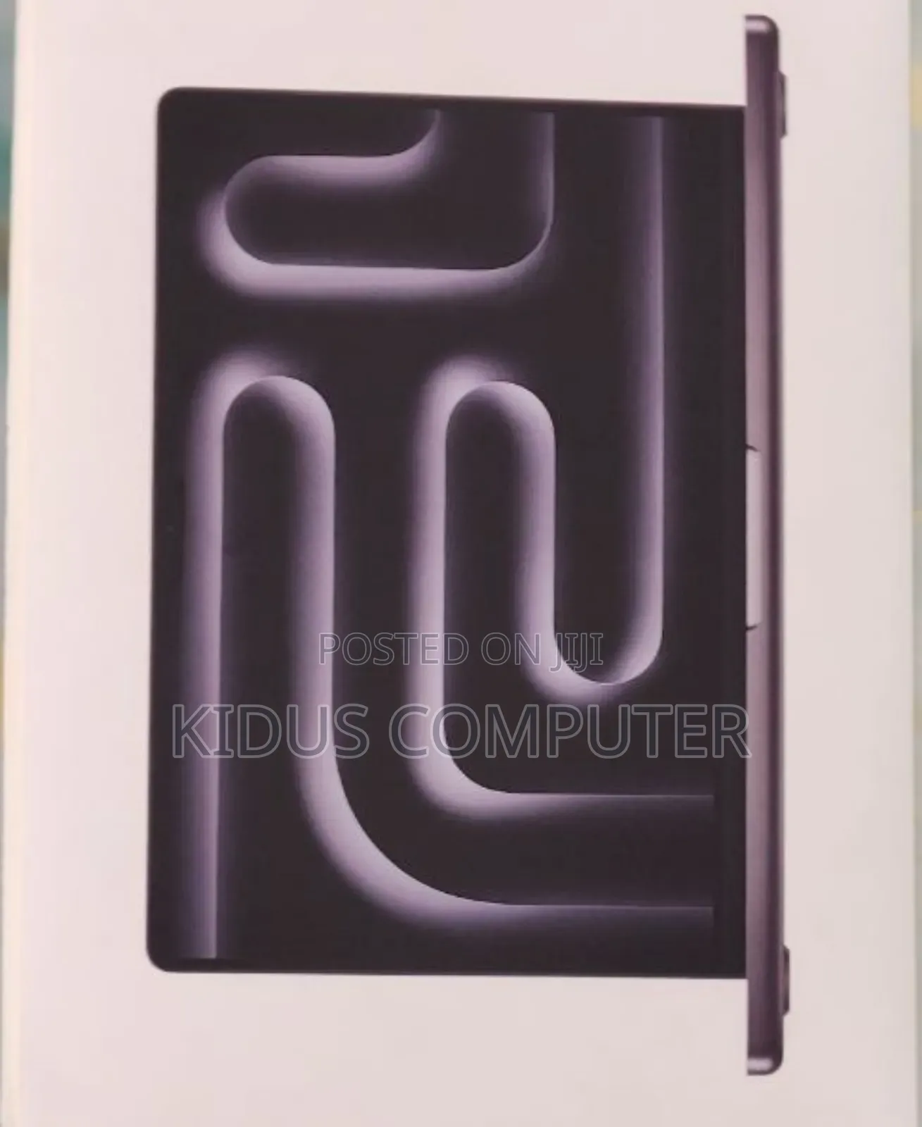 New Laptop Apple Macbook Pro 2025 M5 14-Inch 16GB Apple M5 SSD 512GB