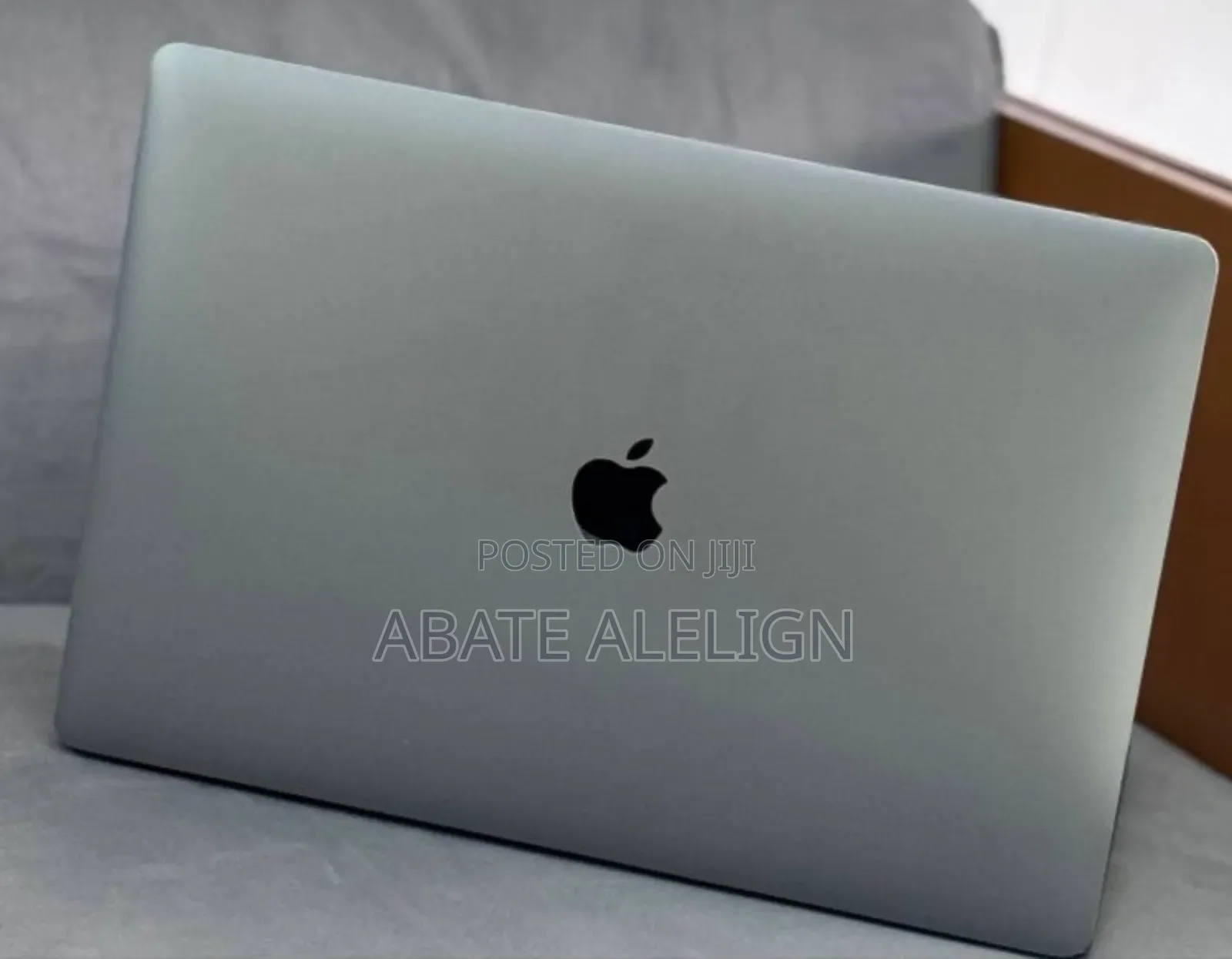 New Laptop Apple MacBook Pro 2019 16GB Intel Core I9 SSD 512GB