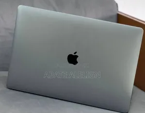 New Laptop Apple MacBook Pro 2019 16GB Intel Core I9 SSD 512GB