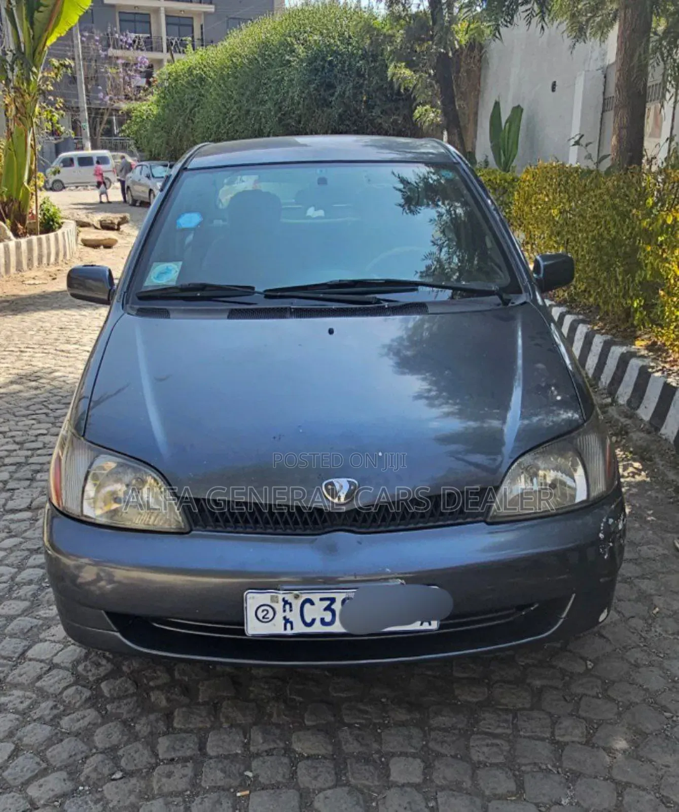 Toyota Platz 2002 Gray
