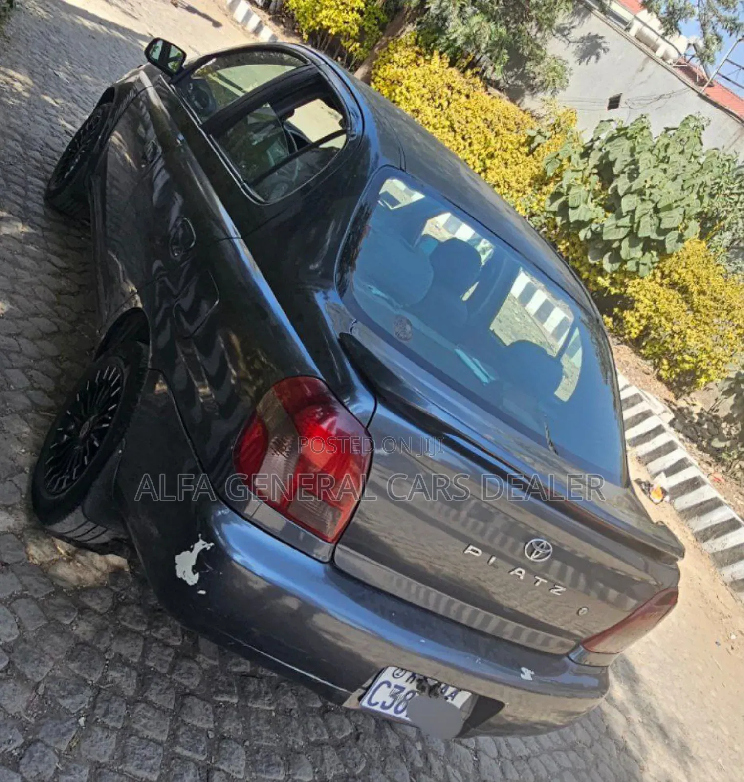 Toyota Platz 2002 Gray